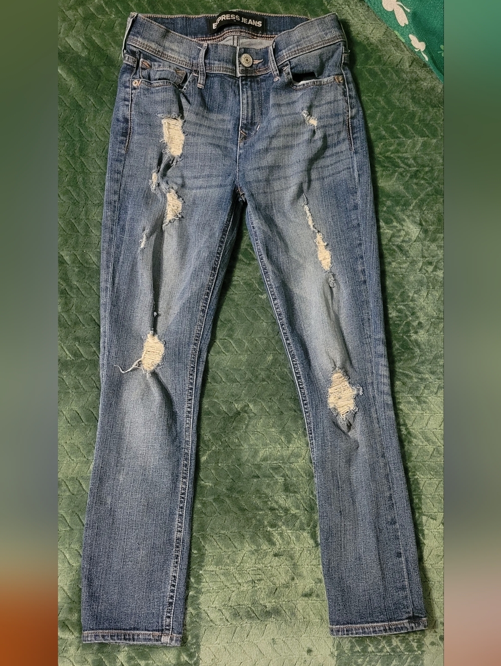 Express Women's Distressed Cropped Midrise Skinny Jeans -   Blue, Size 2
